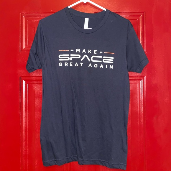 FREE W/BUNDLE Made In USA🇺🇸 “Make Space Great Again” Space Force Shirt Like New - Picture 1 of 5